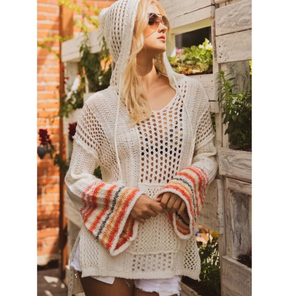 POL Hooded V-neck Top